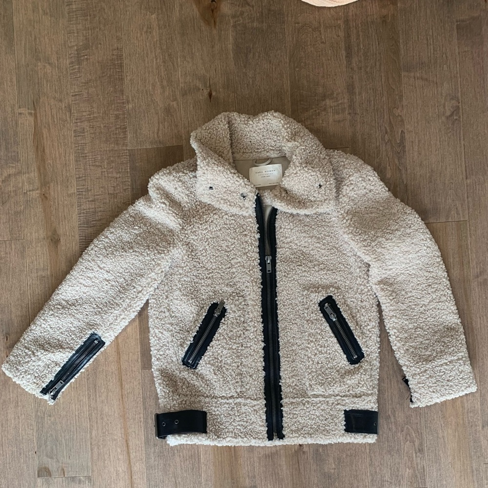 Zara Sherpa jacket with zippers